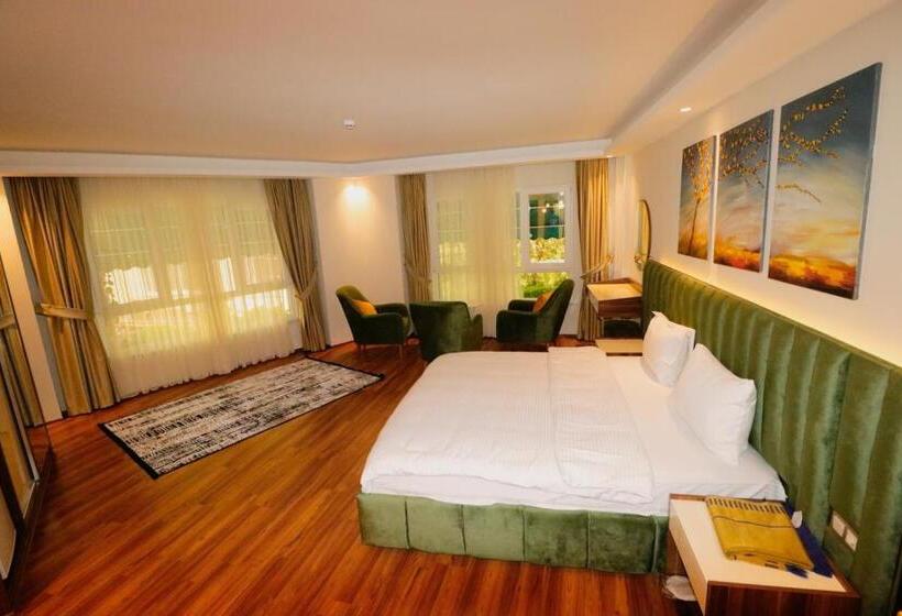 تختخواب و صبحانه Grand Luxury