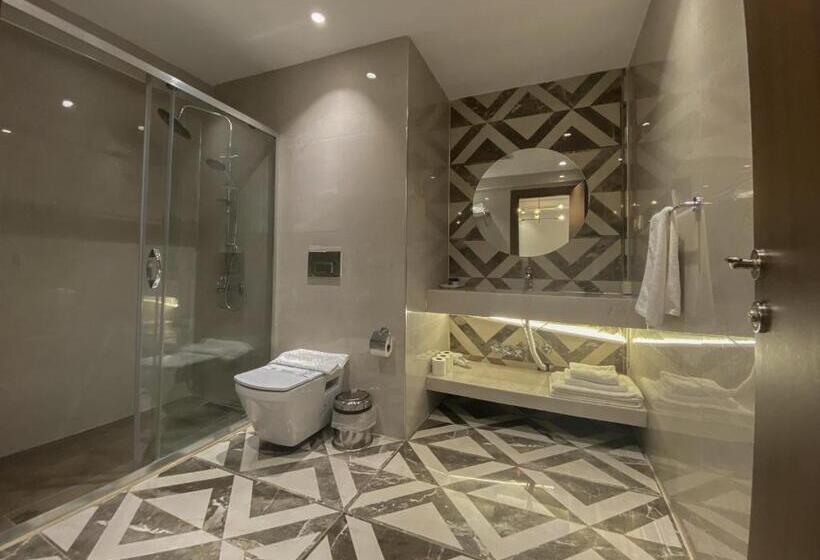 تختخواب و صبحانه Grand Luxury