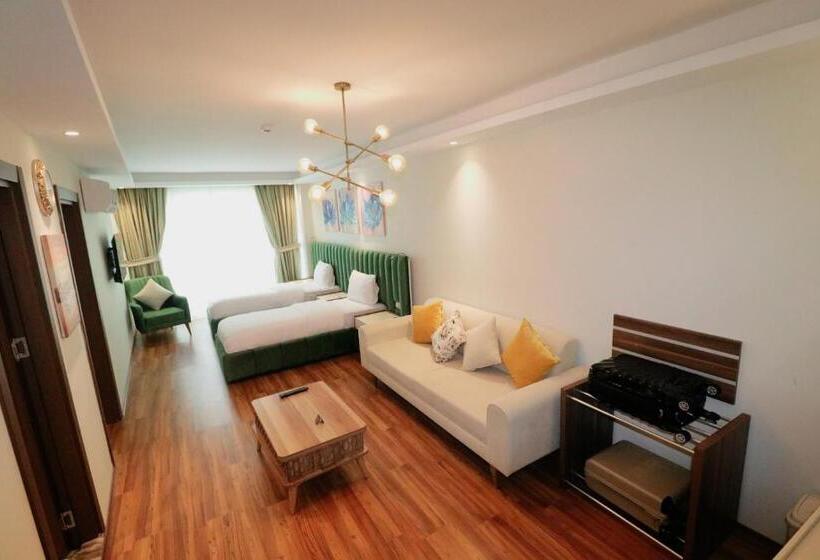 تختخواب و صبحانه Grand Luxury