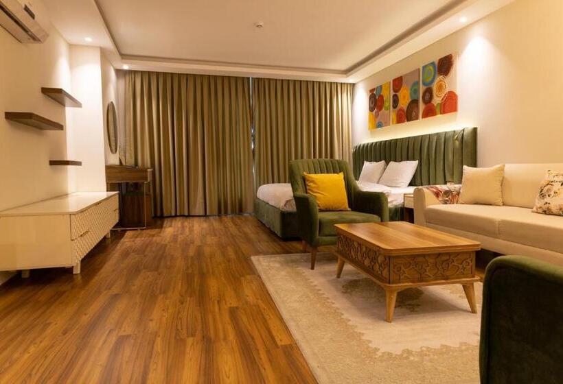 تختخواب و صبحانه Grand Luxury