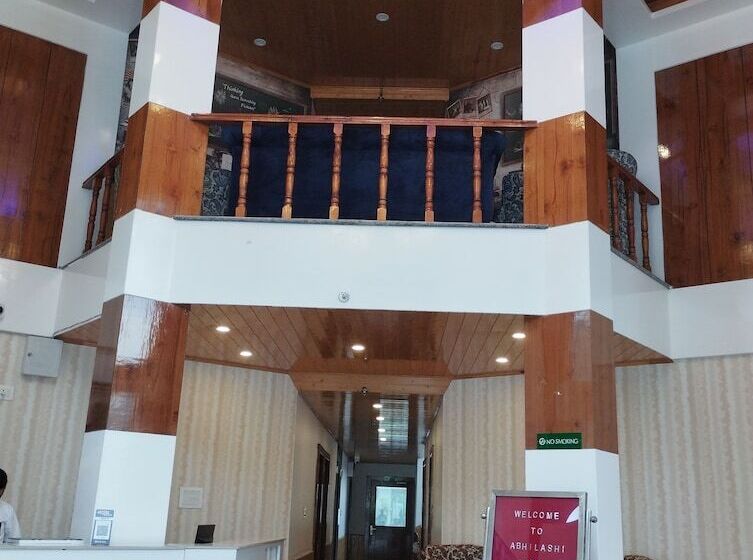 호텔 Abhilashi Inn