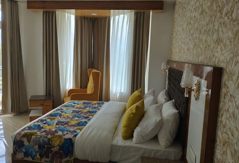 호텔 Abhilashi Inn