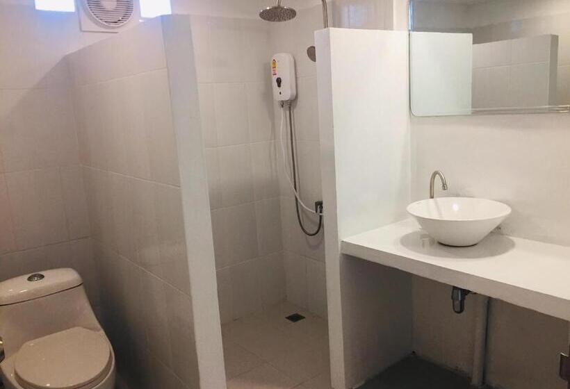 בית מלון כפרי Baansuan Suksangob Farm Stay