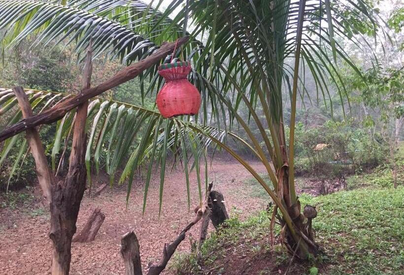 בית מלון כפרי Baansuan Suksangob Farm Stay