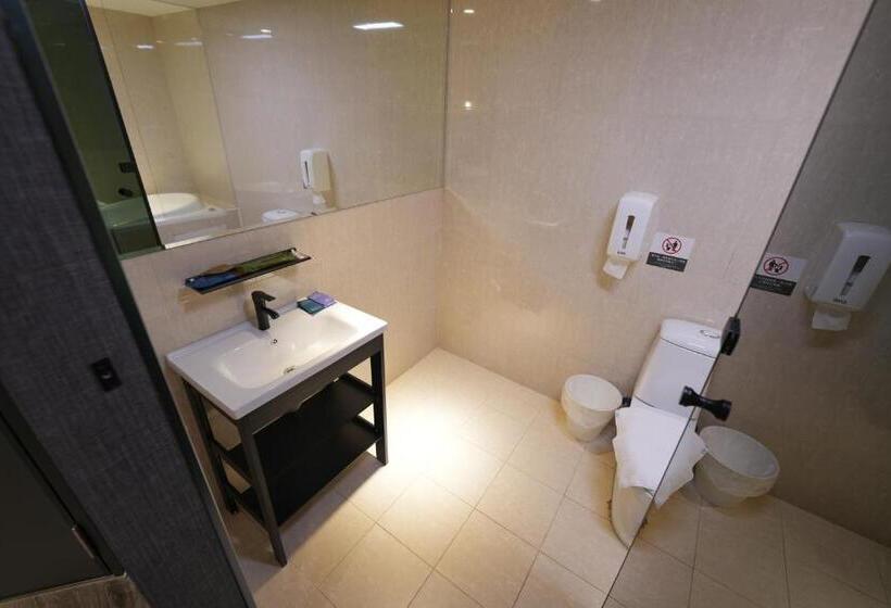 Meworld Hotel   Songshan