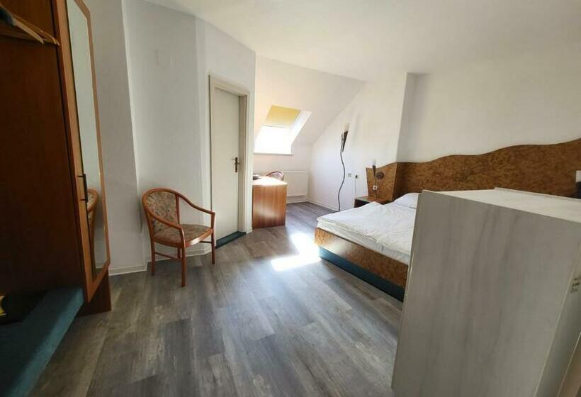 ホテル Ratskeller