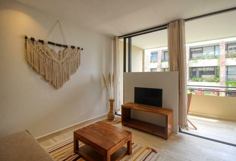 ホテル Syrena 503