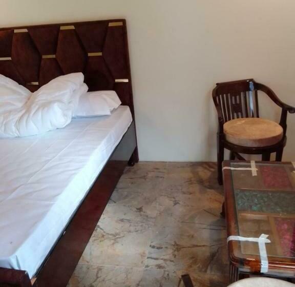 Lake Haven Resort, Sari, Chopta