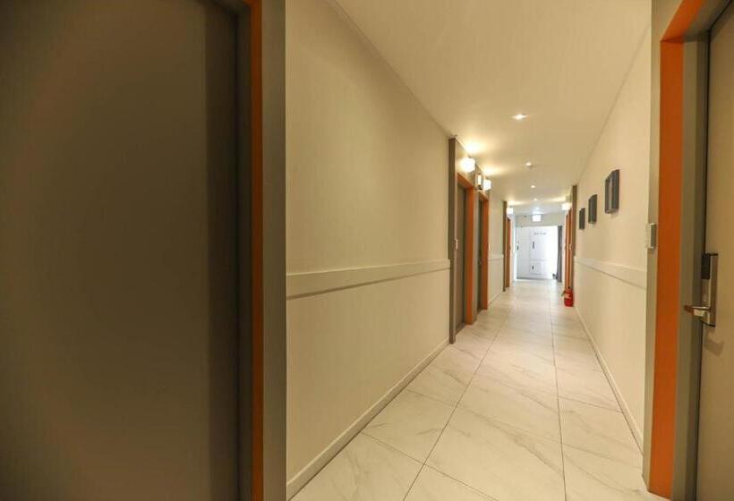 Мотель Yeosu Yam Hakdong