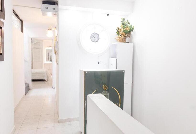 פנסיון Hostal Casa Dandy