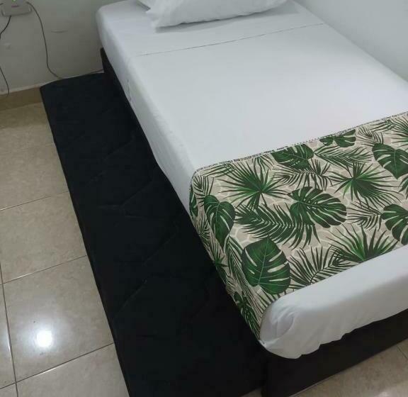 Пансион Hospedajes El Jardín De Envigado