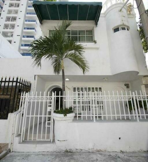 פנסיון Hostal Casa Dandy