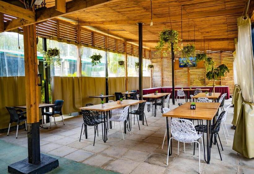 Acacia Hotel Mbarara