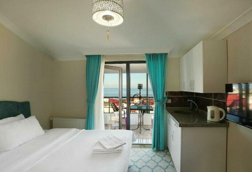 Ai̇rport Pera Sui̇t