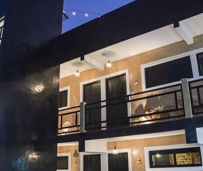 호스텔 Habitaciones Colonial Zaci