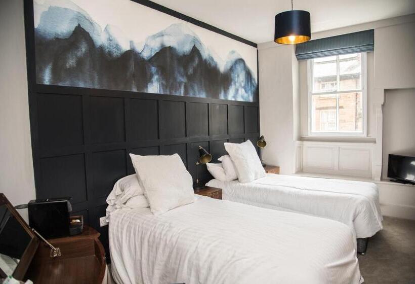 הוסטל The Crown