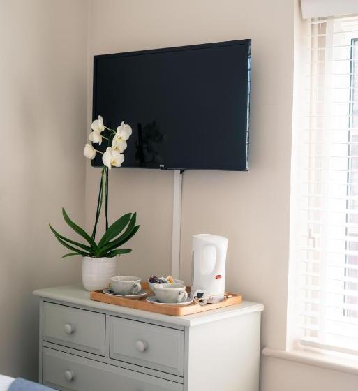 Общежитие The Seaview, East Preston