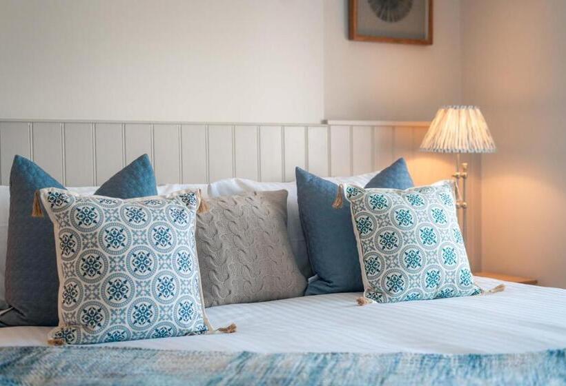 Общежитие The Seaview, East Preston