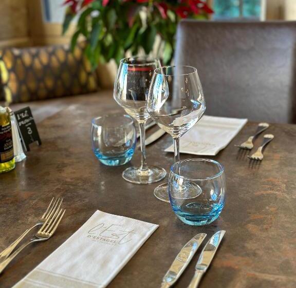 住宿加早餐  Domaine Du Prieuré D Estagel