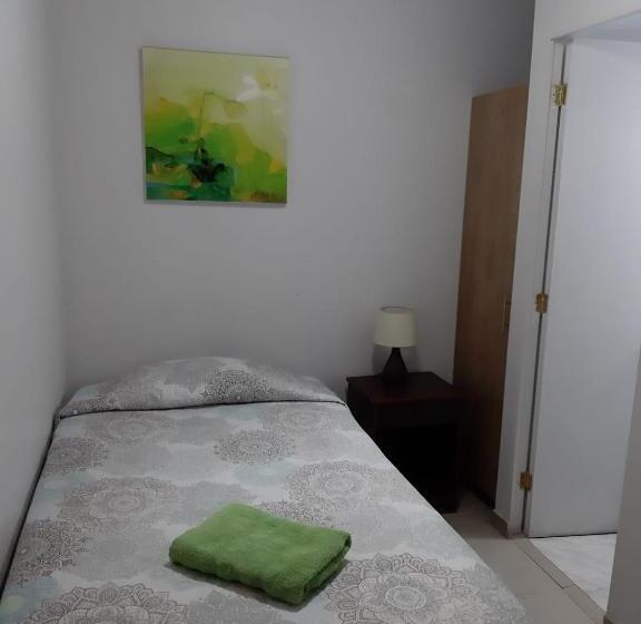 צימר Hostal D  Silvia