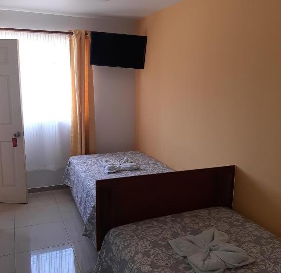 צימר Hostal D  Silvia