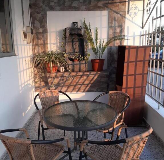 צימר Hostal D  Silvia