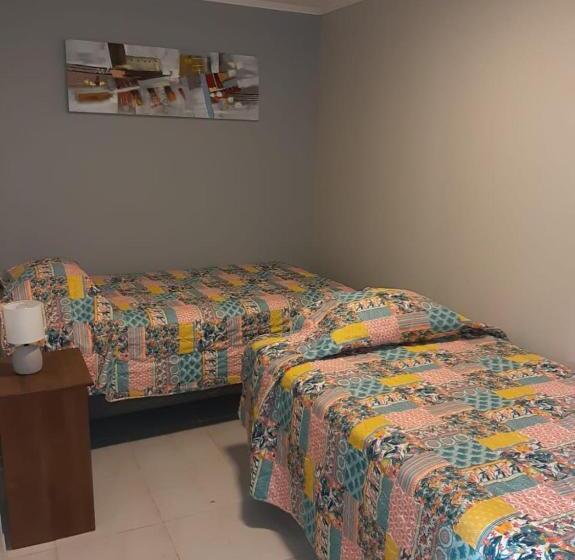 צימר Hostal D  Silvia