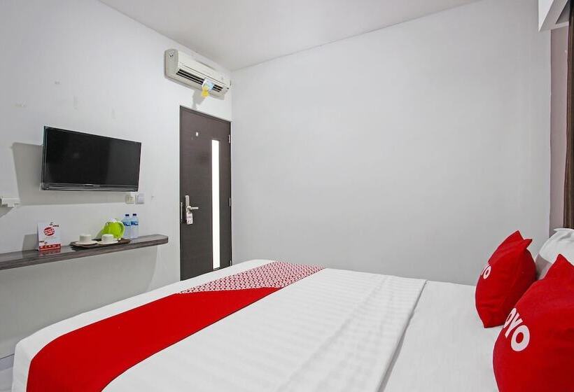 فندق Capital O 91665 D Prof Exclusive Guesthouse