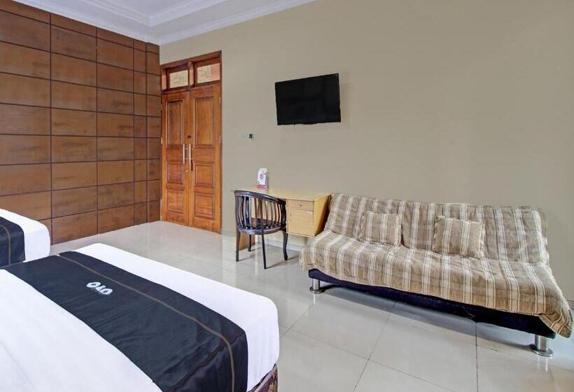 هتل Collection O 91666 Meyli Guesthouse