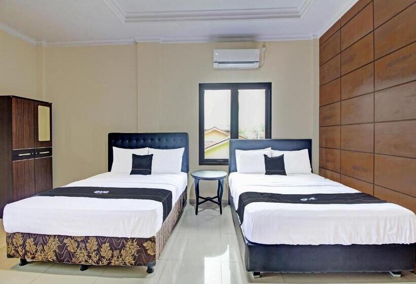 هتل Collection O 91666 Meyli Guesthouse