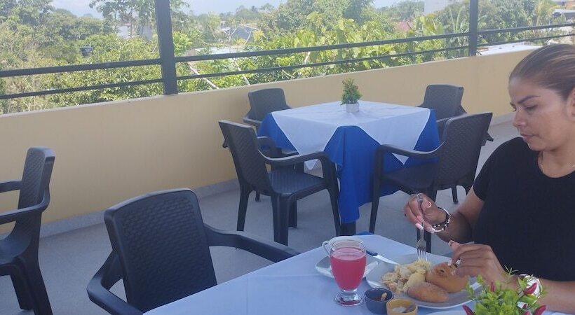 בית מלון כפרי Dopin House