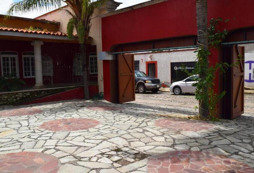 فندق El Mesón De Doña Josefina