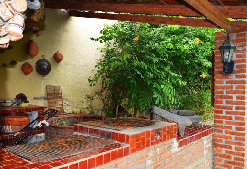 فندق El Mesón De Doña Josefina