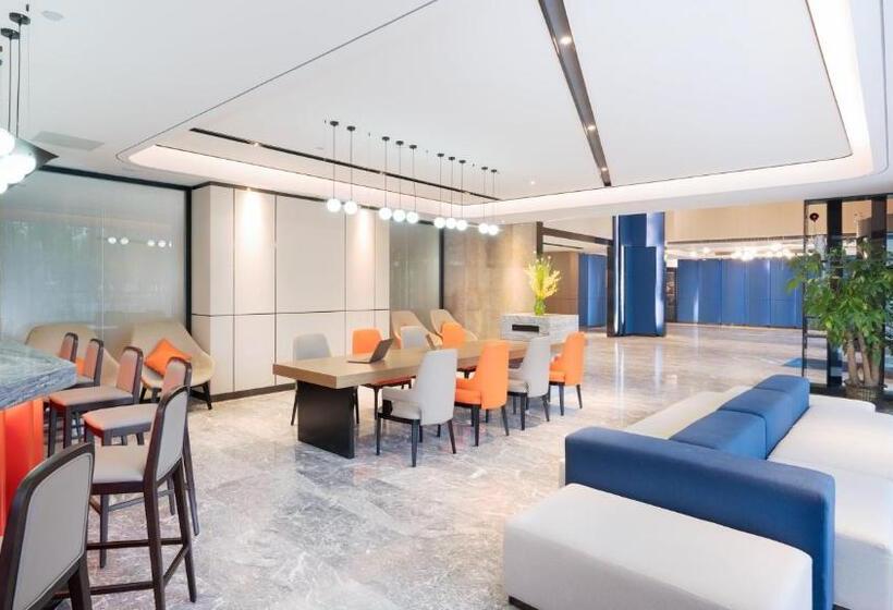 Отель Holiday Inn Express Cangzhou High Tech Zone, An Ihg