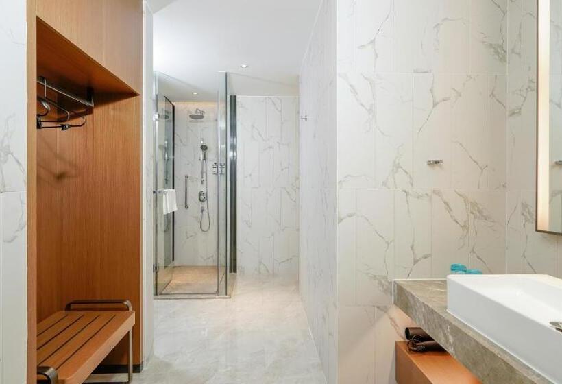 Отель Holiday Inn Express Cangzhou High Tech Zone, An Ihg