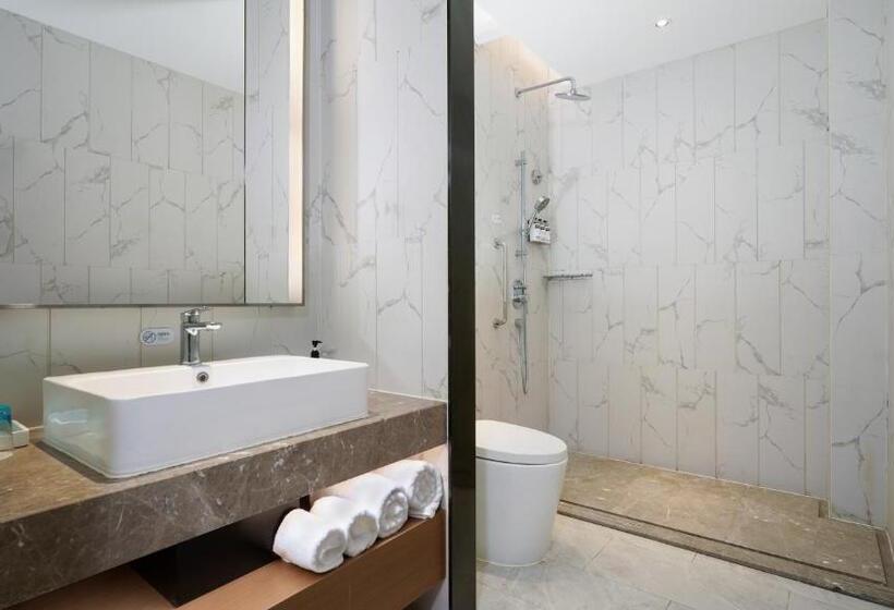 Отель Holiday Inn Express Cangzhou High Tech Zone, An Ihg