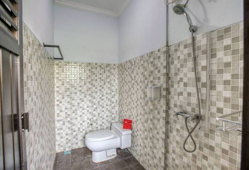 ホテル Reddoorz Near Exit Toll Nusa Dua