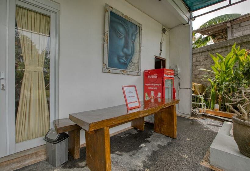 ホテル Reddoorz Near Exit Toll Nusa Dua