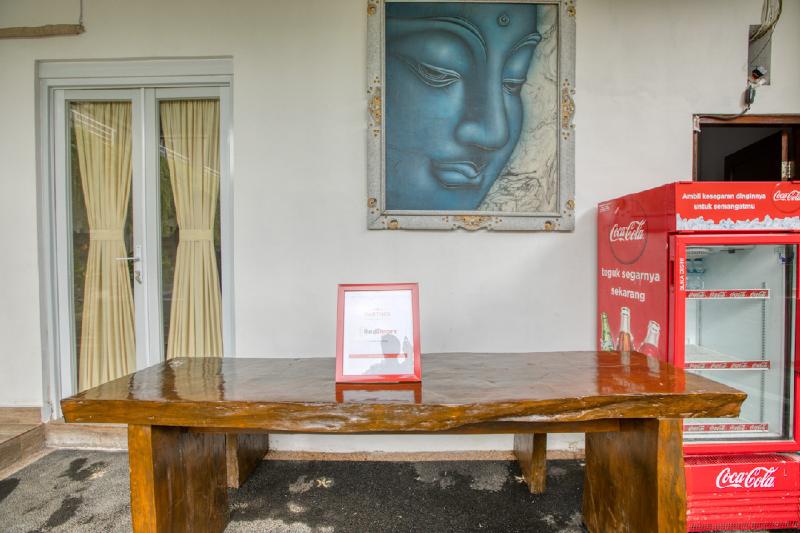 ホテル Reddoorz Near Exit Toll Nusa Dua