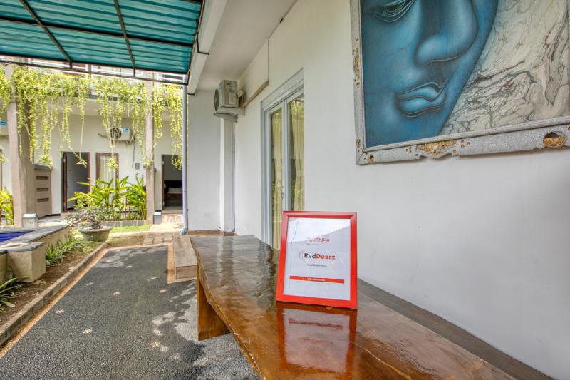 ホテル Reddoorz Near Exit Toll Nusa Dua