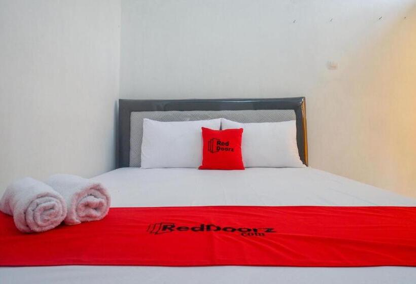 فندق Reddoorz Syariah Near Universitas Slamet Riyadi Solo