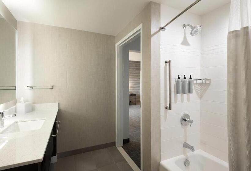 Отель Residence Inn By Marriott Fresno Clovis