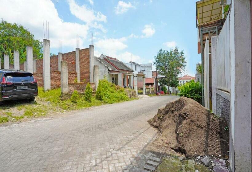 בית מלון כפרי Spot On 91672 House Of Henny Tea