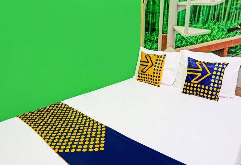 בית מלון כפרי Spot On 91697 Nyaman Homestay Syariah