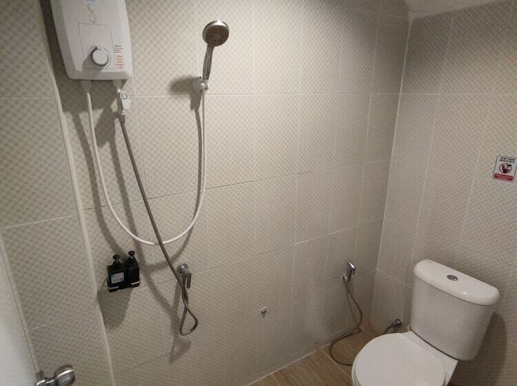 Life Hotel Rong Khun