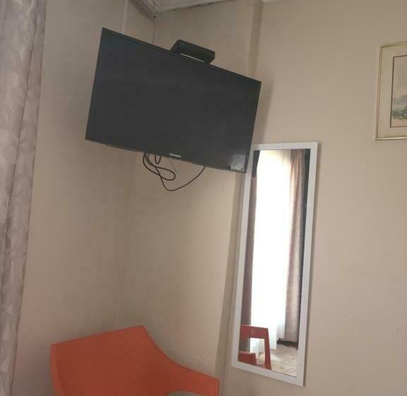 Пансион Matangwaneng Guest House