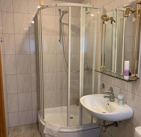 بنسيون Kepezinski Eco Apartments