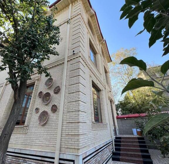 פנסיון Stariy Marokand