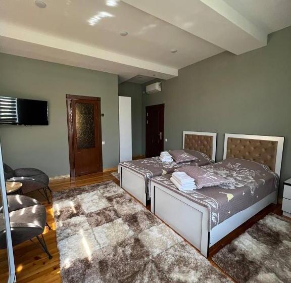 פנסיון Stariy Marokand