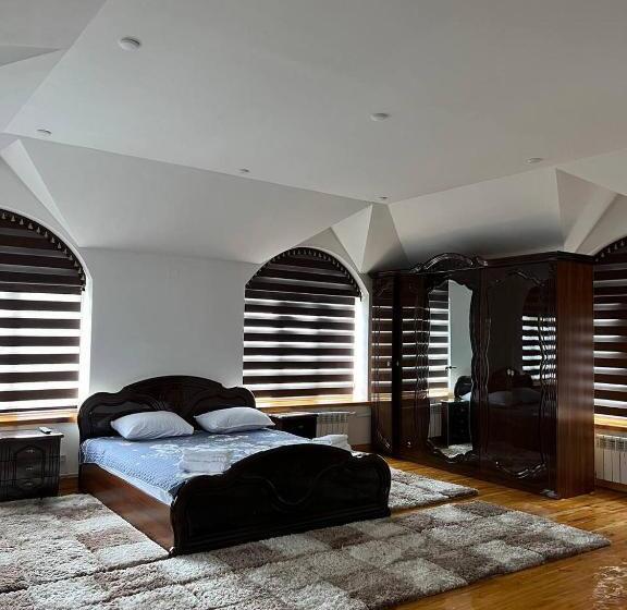 פנסיון Stariy Marokand